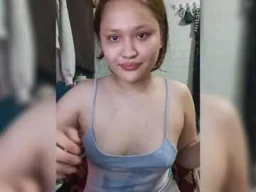 Hoelypussy69  live sex cam