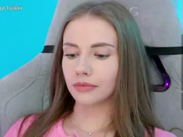 -VikkiL0vesCheese-  live sex cam