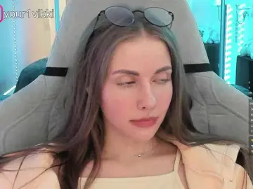 -VikkiL0vesCheese-  live sex cam