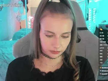 -VikkiL0vesCheese-  live sex cam
