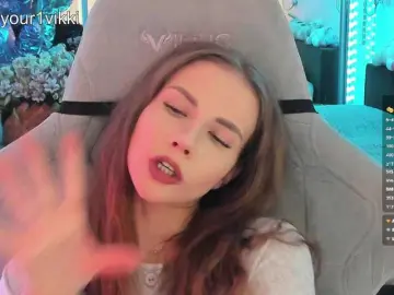 -VikkiL0vesCheese-  live sex cam