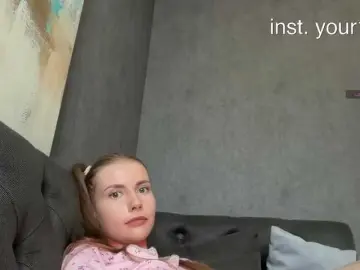-VikkiL0vesCheese-  live sex cam