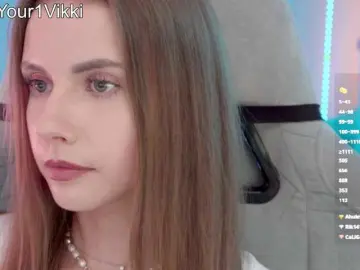-VikkiL0vesCheese-  live sex cam