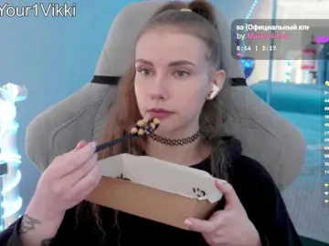 -VikkiL0vesCheese-  live sex cam