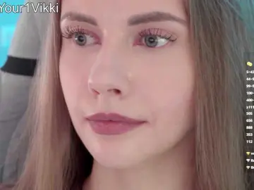 -VikkiL0vesCheese-  live sex cam