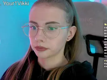 -VikkiL0vesCheese-  live sex cam