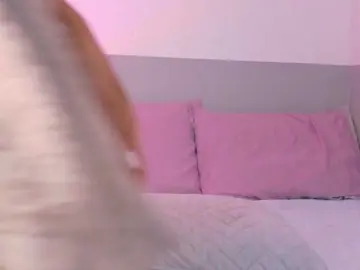 Beautifulskinny18  live sex cam