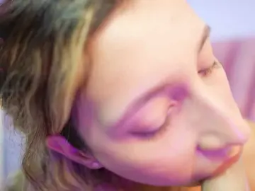 Beautifulskinny18  live sex cam