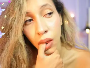 Beautifulskinny18  live sex cam