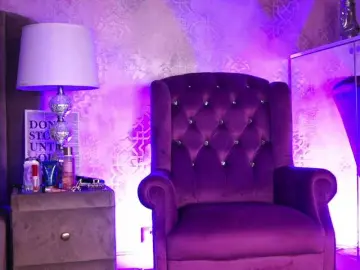 CataleyaBennett  live sex cam