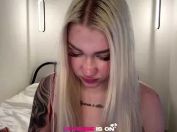 KatieGlow  live sex cam