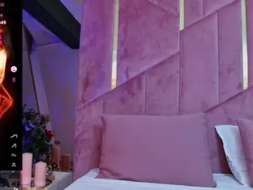 SelenaDaze  live sex cam