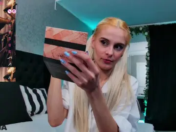 SelenaDaze  live sex cam