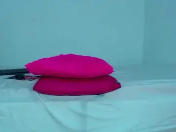 Milytylor  live sex cam