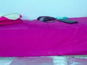 Milytylor  live sex cam