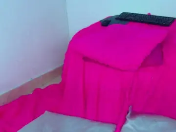 Milytylor  live sex cam