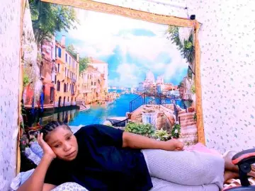 Mysticeboney  live sex cam