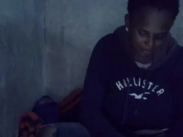 Sexypretty01  live sex cam