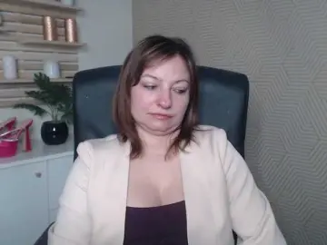 AngelaLove13  live sex cam