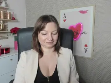 AngelaLove13  live sex cam