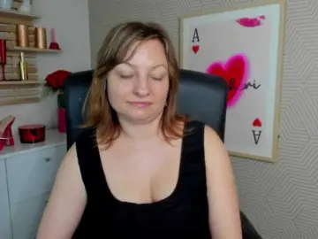 AngelaLove13  live sex cam