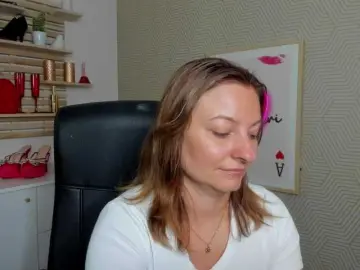 AngelaLove13  live sex cam