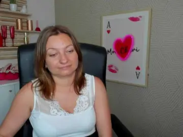 AngelaLove13  live sex cam