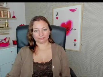 AngelaLove13  live sex cam