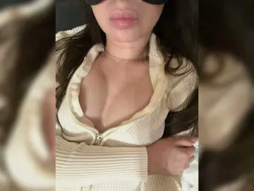 Karinaaleks  live sex cam