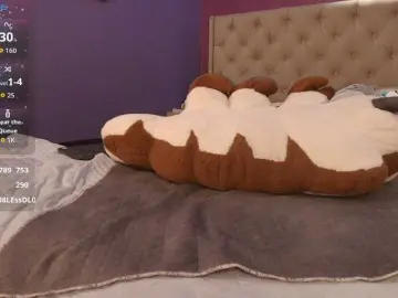 LittleCheerry  live sex cam