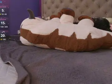 LittleCheerry  live sex cam