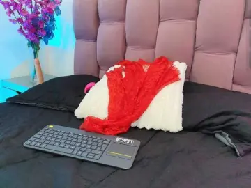 LittleCheerry  live sex cam