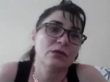 MonicaKiss  live sex cam