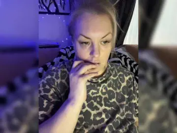 RobinLili  live sex cam