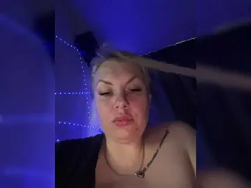 RobinLili  live sex cam