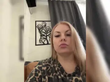 RobinLili  live sex cam