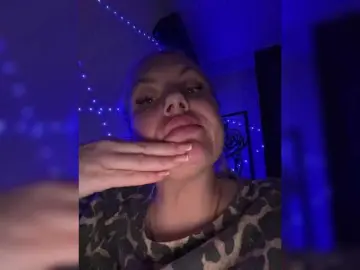 RobinLili  live sex cam