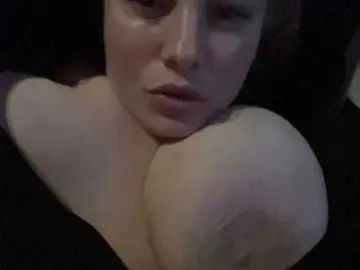RobinLili  live sex cam