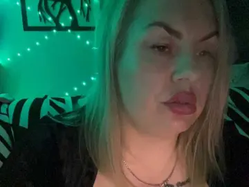 RobinLili  live sex cam