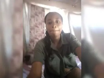 Vallery98  live sex cam