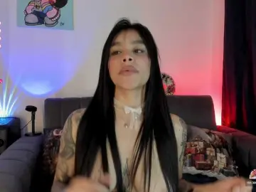 Laurencamila1  live sex cam