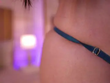 Lyrabellini  live sex cam