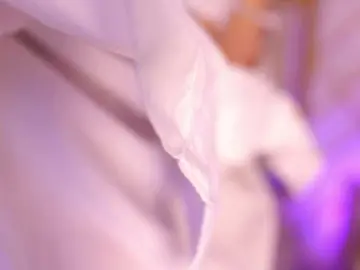 Lyrabellini  live sex cam