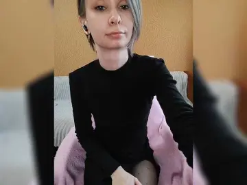 PrettyKris  live sex cam