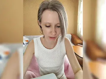 PrettyKris  live sex cam