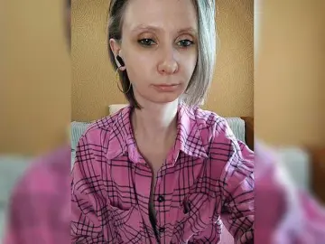 PrettyKris  live sex cam