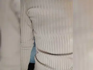 PrettyKris  live sex cam