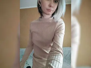 PrettyKris  live sex cam