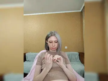 PrettyKris  live sex cam
