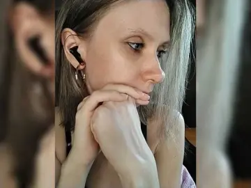 PrettyKris  live sex cam
